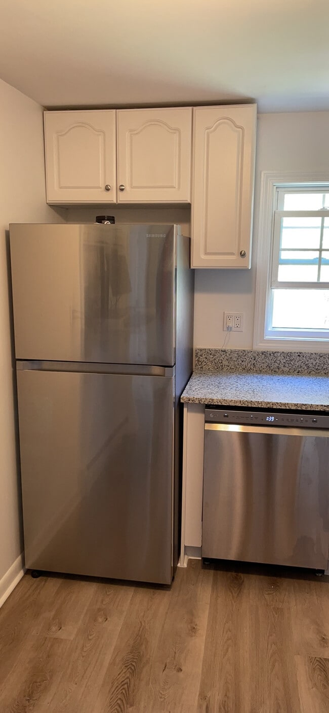 Building Photo - 100 Washington Park Dr