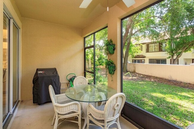 Building Photo - 8556 Vía Bella Notte