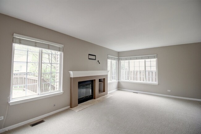 Building Photo - 1772 Ellington Dr