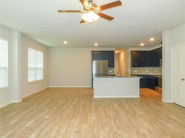Building Photo - 3129 Solana Cir