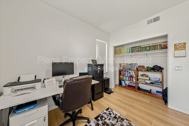 Building Photo - 1687 Picket Fence Dr