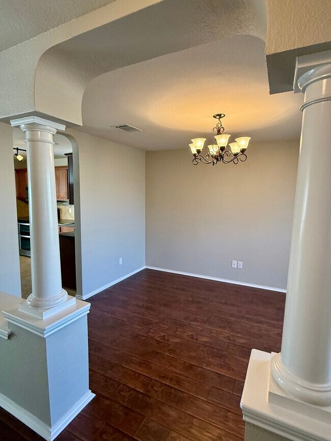 Building Photo - 5704 Drystone Ln