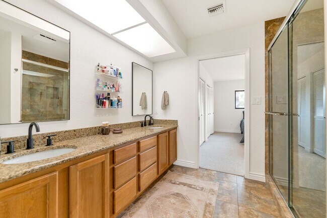 Building Photo - 4626 E. Mountain View Ct Phoenix, AZ 85028