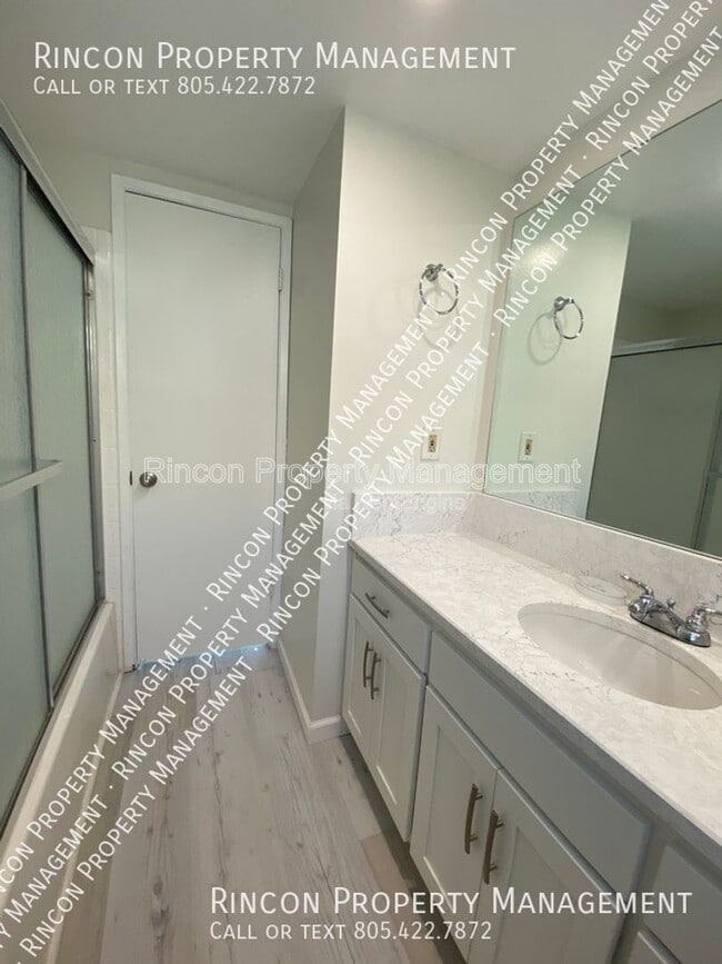 Building Photo - 1146 Bath Ln