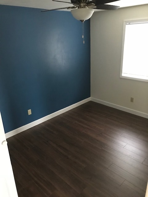 Building Photo - 1657 Green Bay St