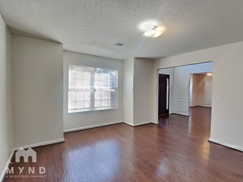 Building Photo - 4294 Defoors Farm Trail