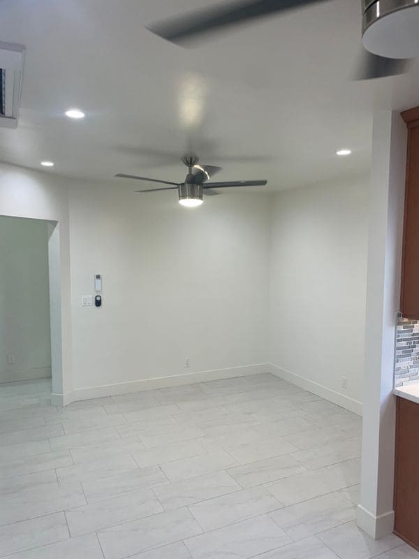 Building Photo - 1067 W 83rd St