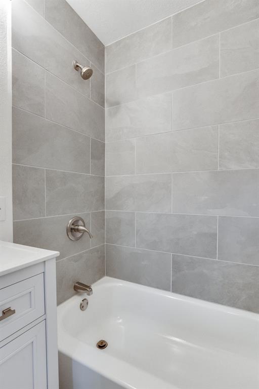 Building Photo - 2725 Texoma Dr