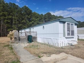 Building Photo - 1021 Crystal Blvd