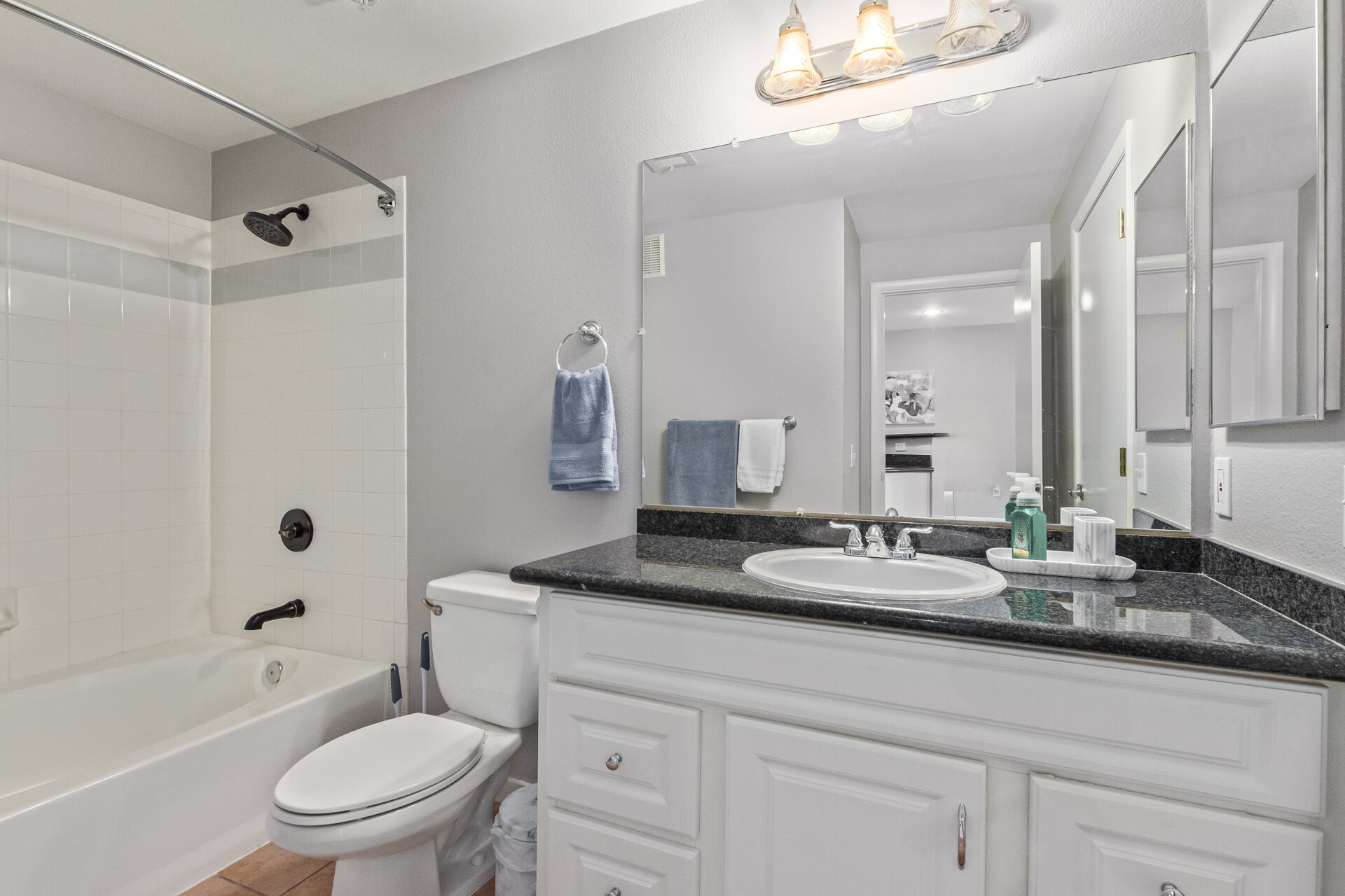 Bathroom - 3633 N 3rd Ave
