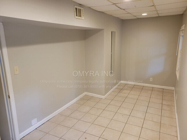Building Photo - 506-508 Scott Boulevard