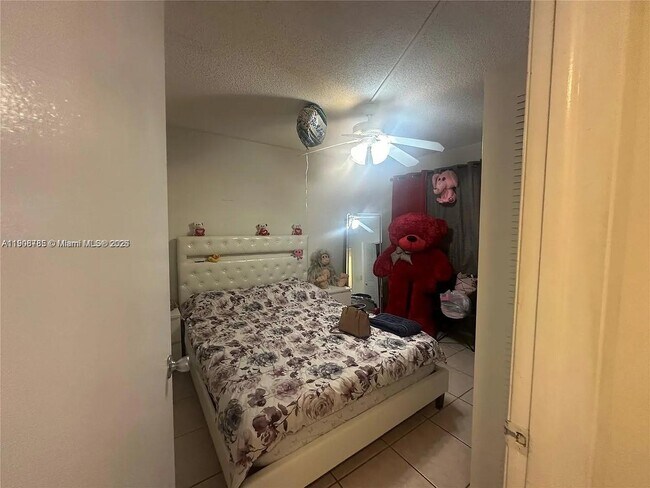 Building Photo - 6780 W 2nd Ct