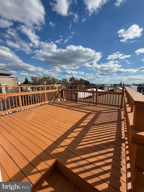 Building Photo - 2245 Eastern Ave