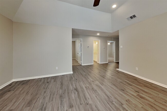 Building Photo - 18426 Big Cypress Dr