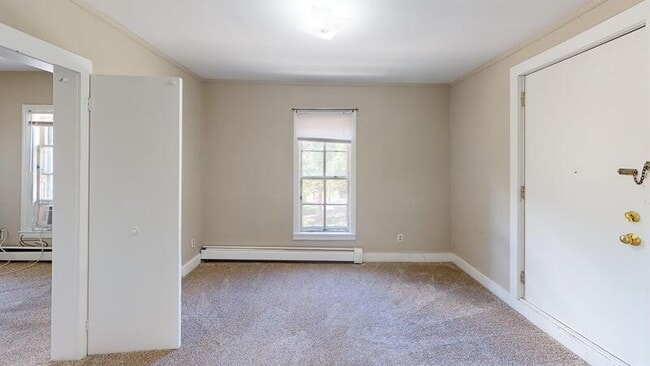 Building Photo - 424 N State St