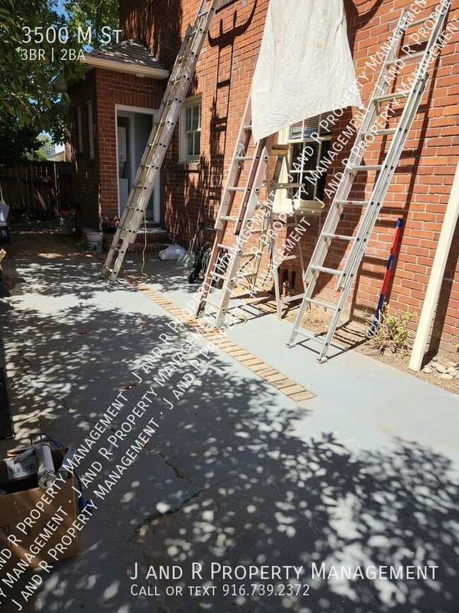 Building Photo - 3500 M St