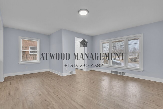 Building Photo - This beautifully updated 3-bedroom, 1-bath single-family home is ready for move-in!