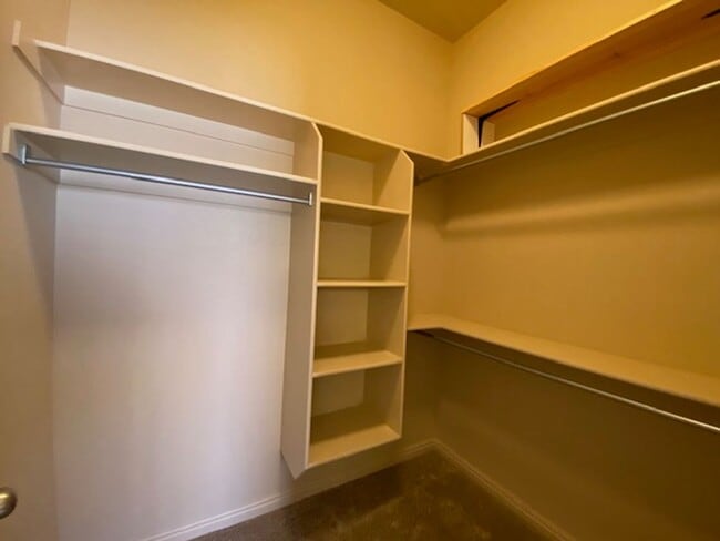 Building Photo - 394 N 2720 E