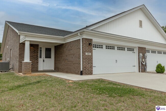 Building Photo - 305 Breckinridge Cir