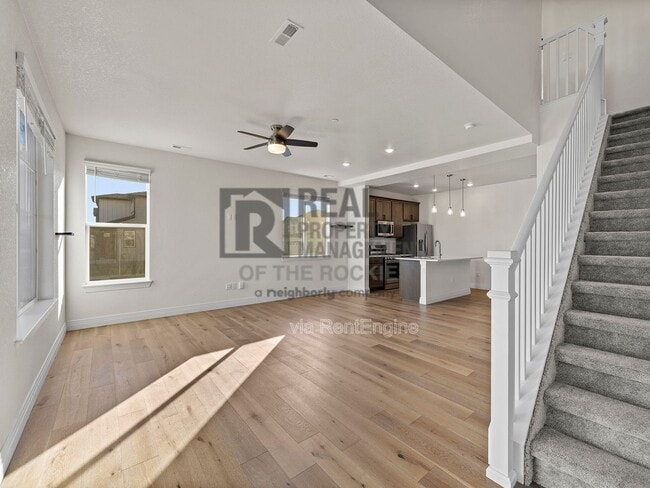 Building Photo - 1203 Bon Homme Richard Dr