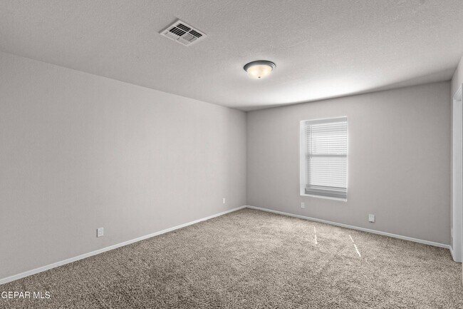 Building Photo - 12352 Stansbury Dr