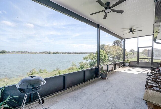 Building Photo - 8610 Turnstone Shore Ln