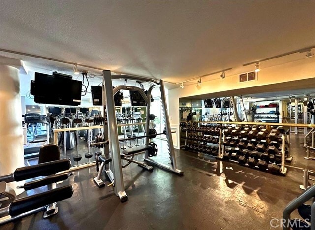 Building Photo - 1131 Alta Loma Rd