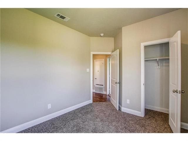 Building Photo - 481 Canvas Ct