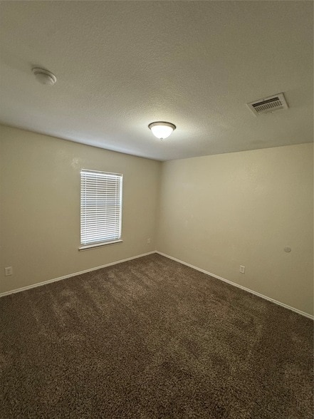 Building Photo - 203 Spruce Trail