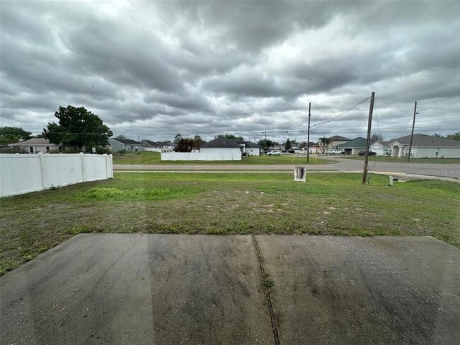 Building Photo - 1761 Pompano Dr