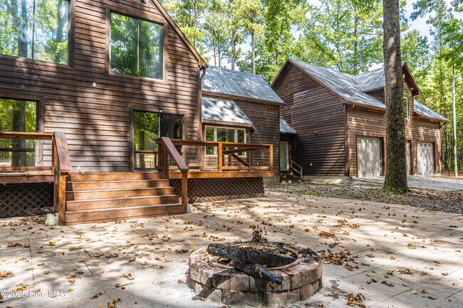 Building Photo - 356 Ashemont Rd