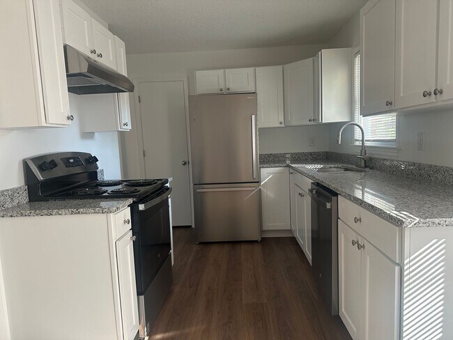 Building Photo - Enjoy Modern Living in This Beautifully Updated 3BR, 1.5BA Durham Home!