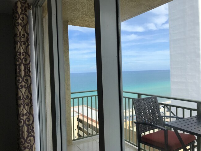 Building Photo - 2080 S Ocean Dr