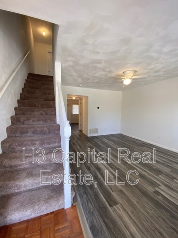 Building Photo - 118 Autumn Pine Dr