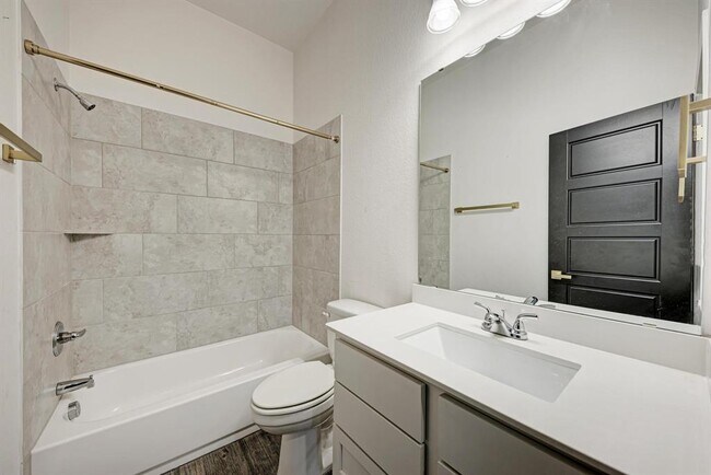 Building Photo - 12120 Mossygate Trl