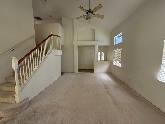 Building Photo - 4 Bedroom / 3 Bath House in The Islands Ga...