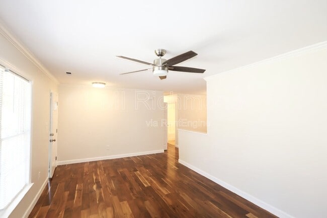 Building Photo - 9713 Pampas Dr
