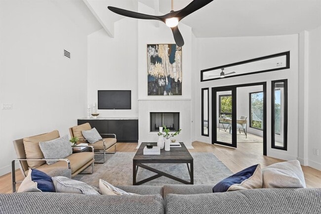 Building Photo - 4207 Canyonside Trail