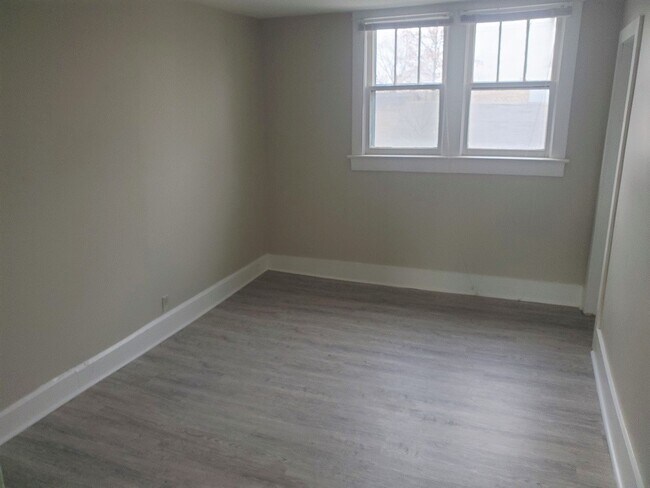 Building Photo - 405 N Boren St