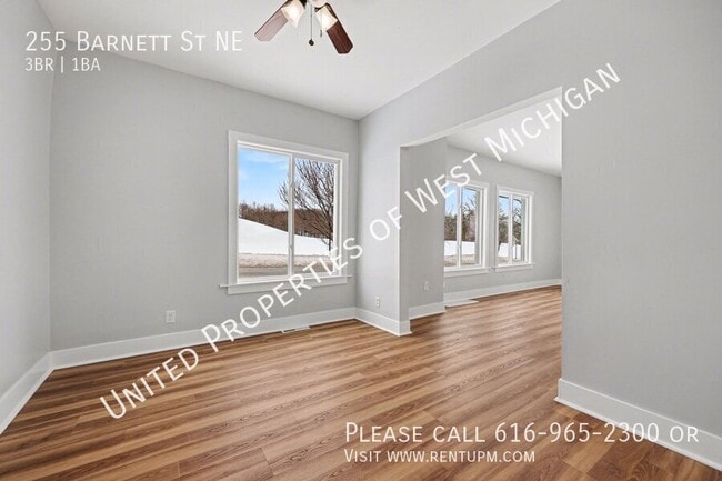 Building Photo - 255 Barnett St NE