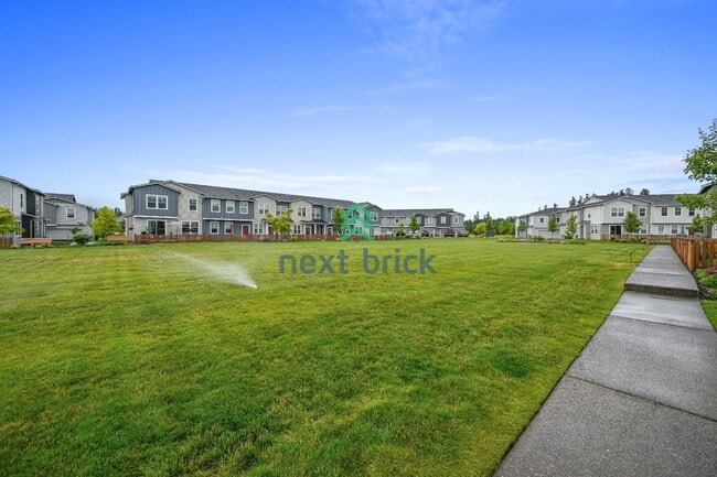Building Photo - 3 Bed, 2.5 Bath Beautiful Townhouse Available for Rent!