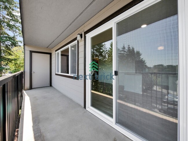 Building Photo - Charming 2 Beds and 1 Bath Condo Available for Rent!