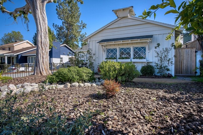 Building Photo - 22140 Ybarra Rd