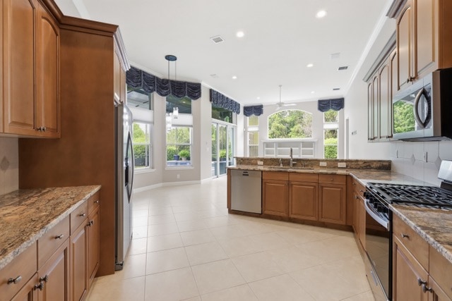 Building Photo - 312 W Lake Victoria Cir