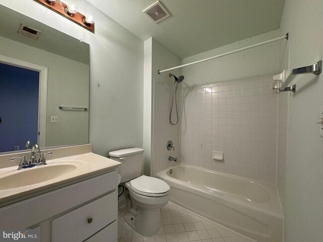 Building Photo - 13868 Piedmont Vista Dr