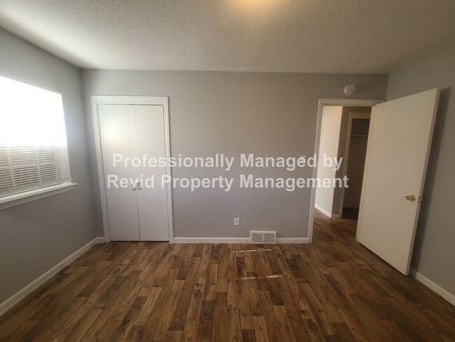 Building Photo - 3 Bedroom Home in Frayser!