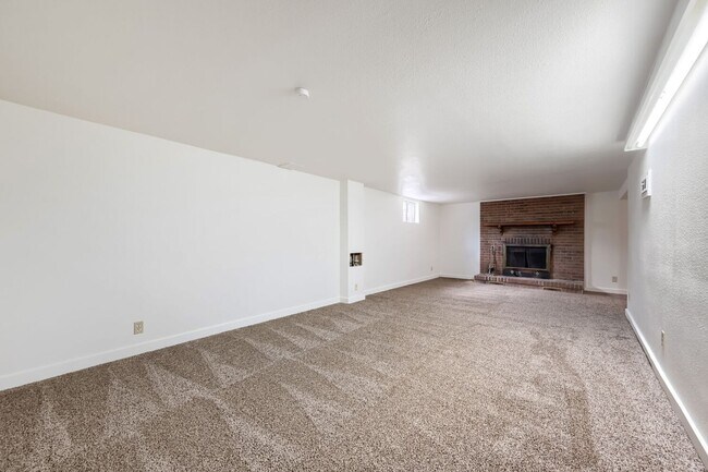 Building Photo - 120 S 42nd St
