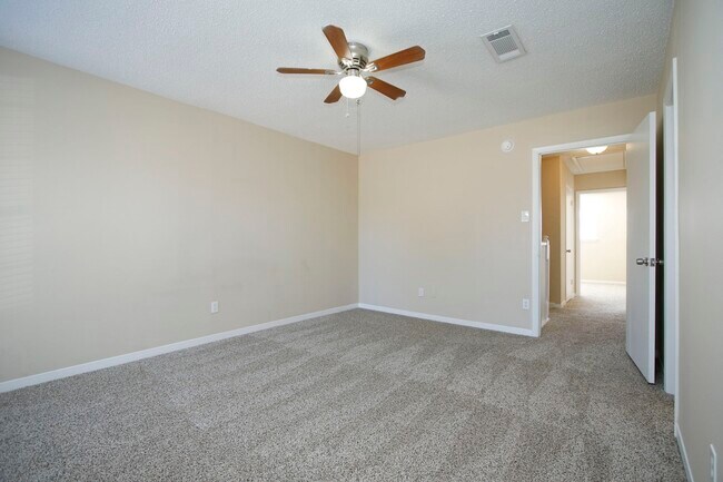 Building Photo - 5429 10th St