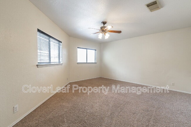Building Photo - 23 Caswell Cir