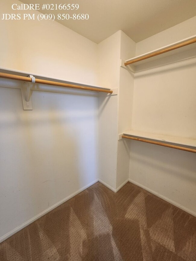 Building Photo - Upland 3 Bedroom Condo